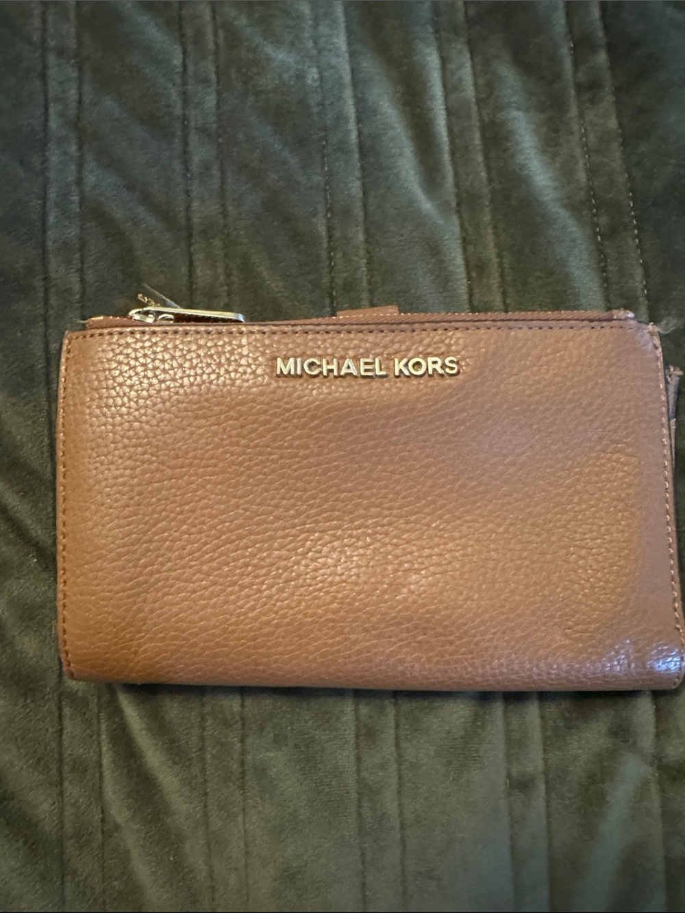 Vintage Michael Kors Tan Pebbled Leather Zip Wristlet with Gold Logo